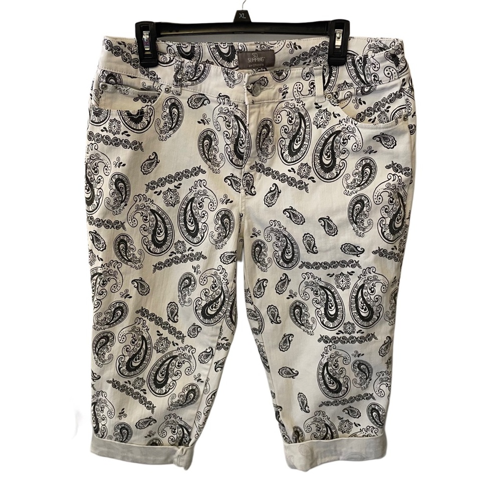 Chico’s Paisley Print Jean capri 2.5‎